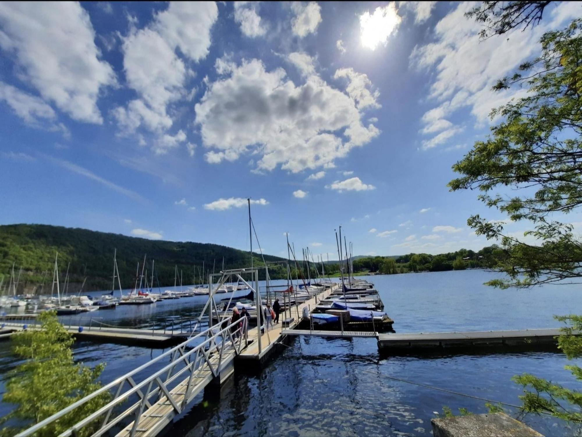 Ferienwohnung Yachthof Scheid Scheid  Esterno foto